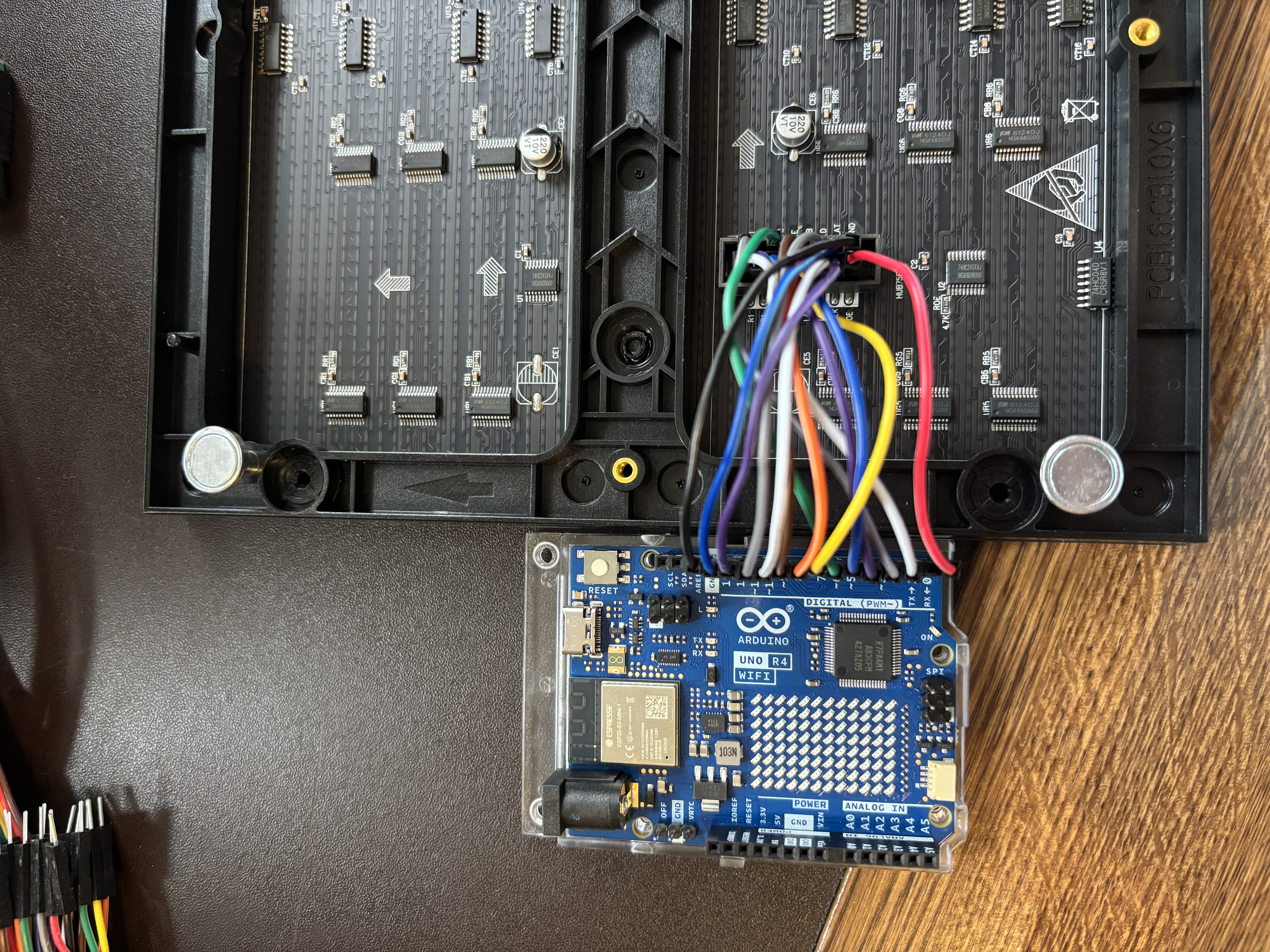First i tried connecting the led board to an Arduino uno wifi R4 but there were not enough spots for the conneing wires to attach to the ardunio